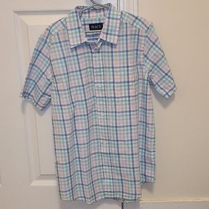 Short sleeve button up